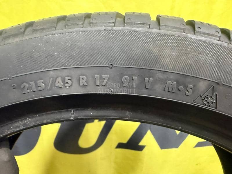 Continental 215/45 R17 Zimska