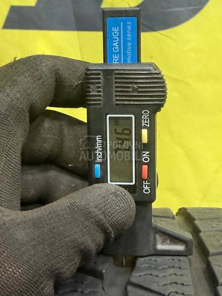 Continental 215/45 R17 Zimska