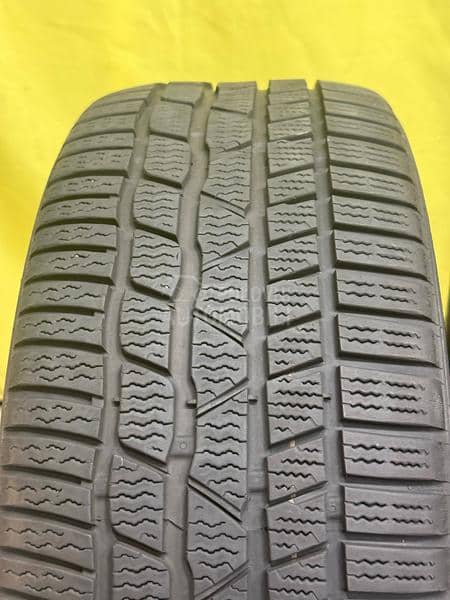 Continental 215/45 R17 Zimska