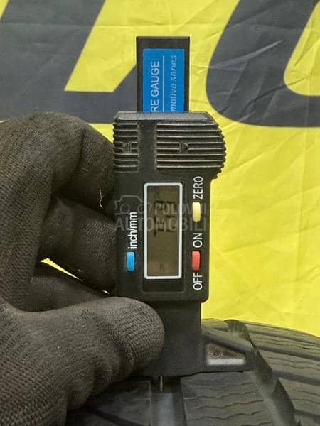 Continental 215/45 R17 Zimska