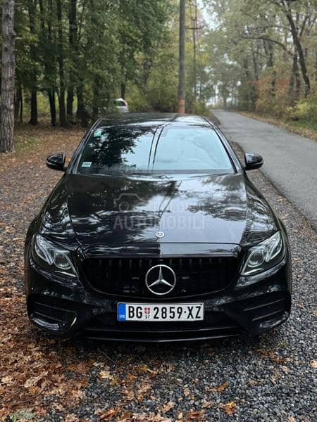 Mercedes Benz E 220 4MATIC 4x4 AMG Mercedes Benz E 220 4MATIC 4x4 AMG