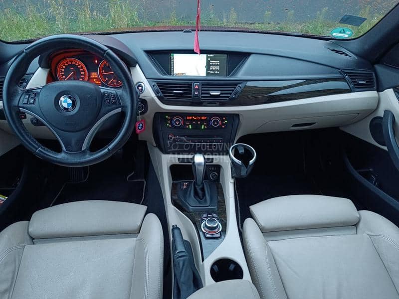 BMW X1 23D/FUL/SVAJCARSKA BMW X1 23D/FUL/SVAJCARSKA