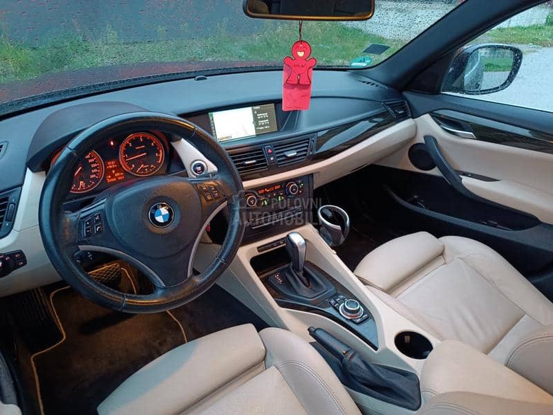 BMW X1 23D/FUL/SVAJCARSKA BMW X1 23D/FUL/SVAJCARSKA