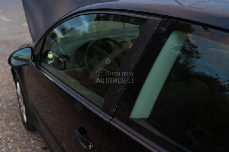 Volkswagen Golf 5 FSI