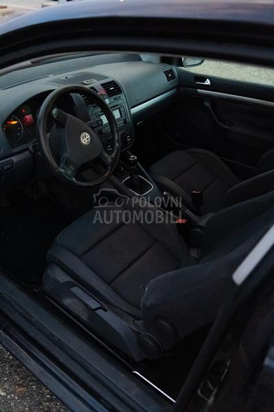 Volkswagen Golf 5 FSI