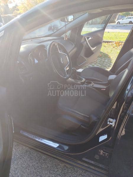 Opel Astra J 1.6