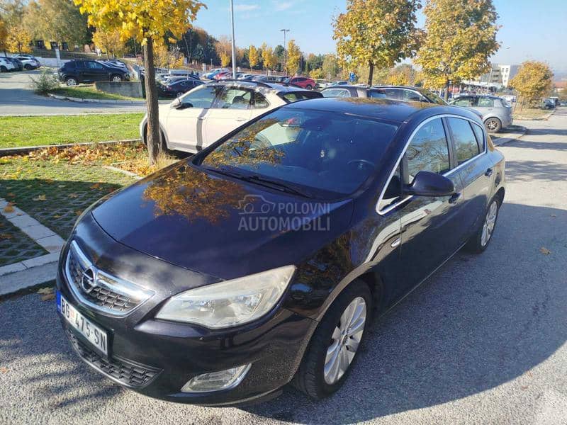 Opel Astra J 1.6