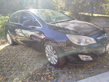 Opel Astra J 1.6