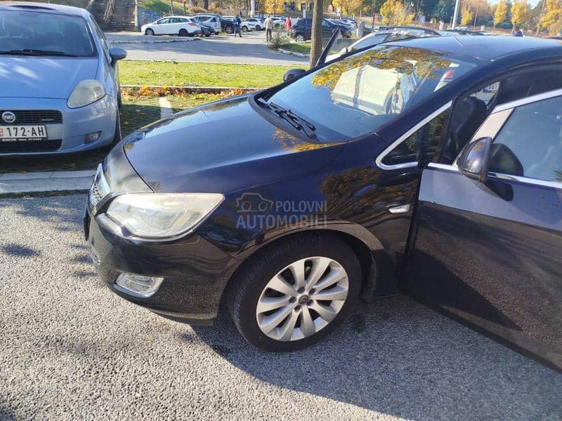 Opel Astra J 1.6