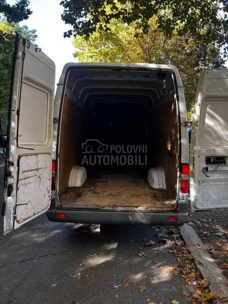 Mercedes Benz Sprinter 313