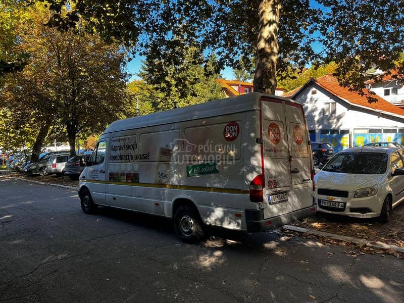 Mercedes Benz Sprinter 313