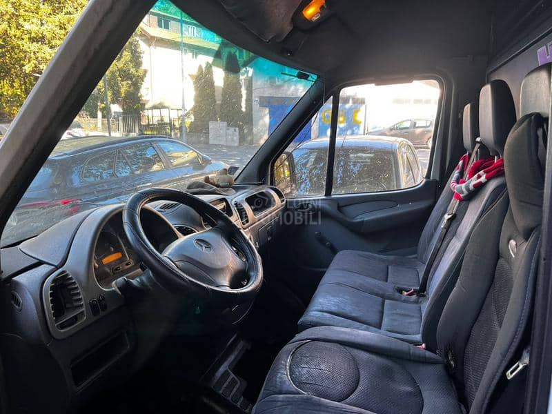 Mercedes Benz Sprinter 313