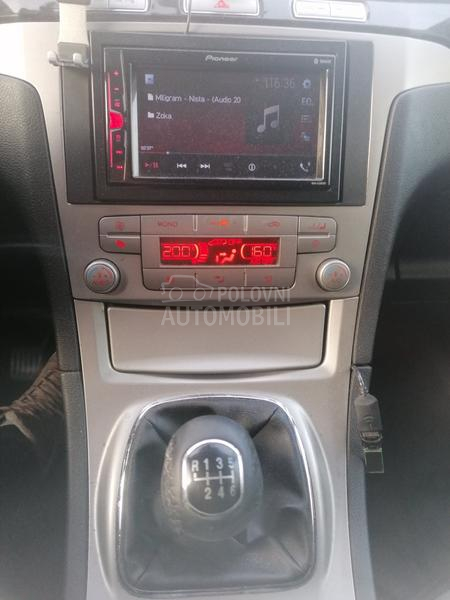 Ford Galaxy 2.0 tdci Ghia