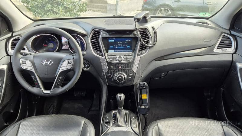 Hyundai Santa Fe d  NAV/AUT