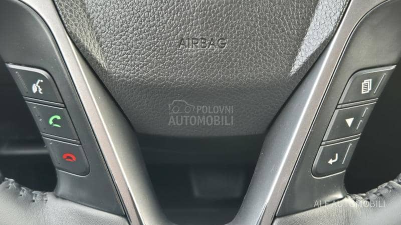 Hyundai Santa Fe d  NAV/AUT