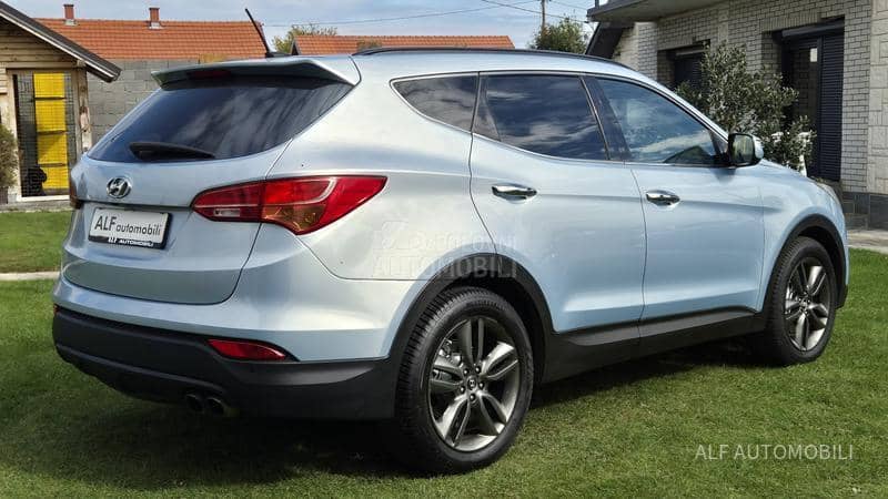 Hyundai Santa Fe d  NAV/AUT