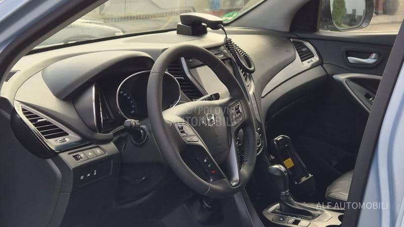 Hyundai Santa Fe d  NAV/AUT
