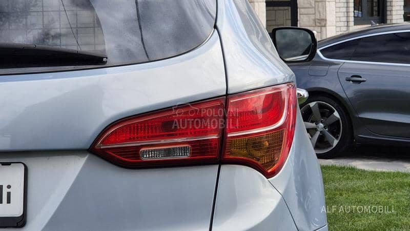 Hyundai Santa Fe d  NAV/AUT