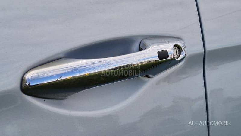 Hyundai Santa Fe d  NAV/AUT