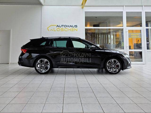 Škoda Octavia RS Plus 4x4 Pano