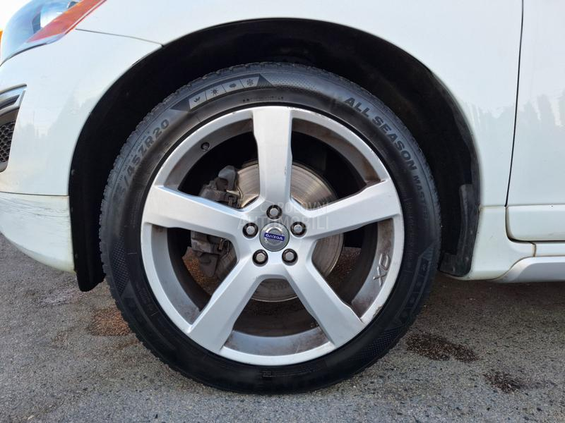 Volvo XC60 R-Design D3 AWD