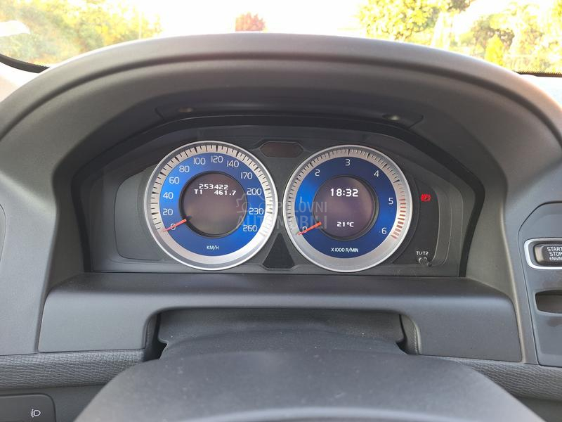 Volvo XC60 R-Design D3 AWD