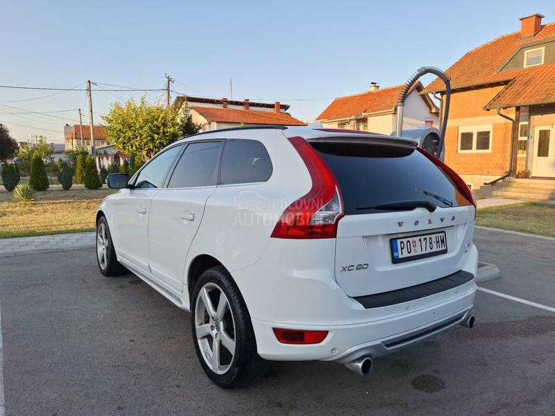 Volvo XC60 R-Design D3 AWD