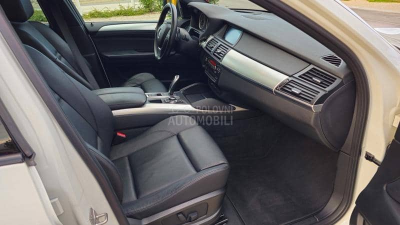 BMW X6 40D/Xdrive/CH BMW X6 40D/Xdrive/CH