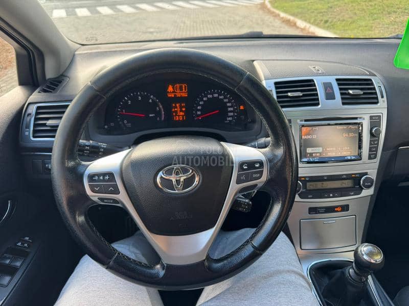 Toyota Avensis T0P ponuda