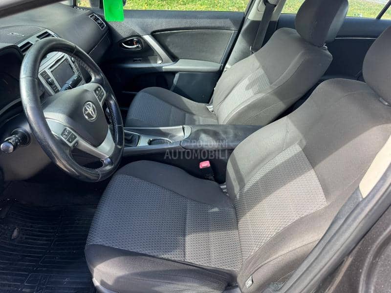 Toyota Avensis T0P ponuda