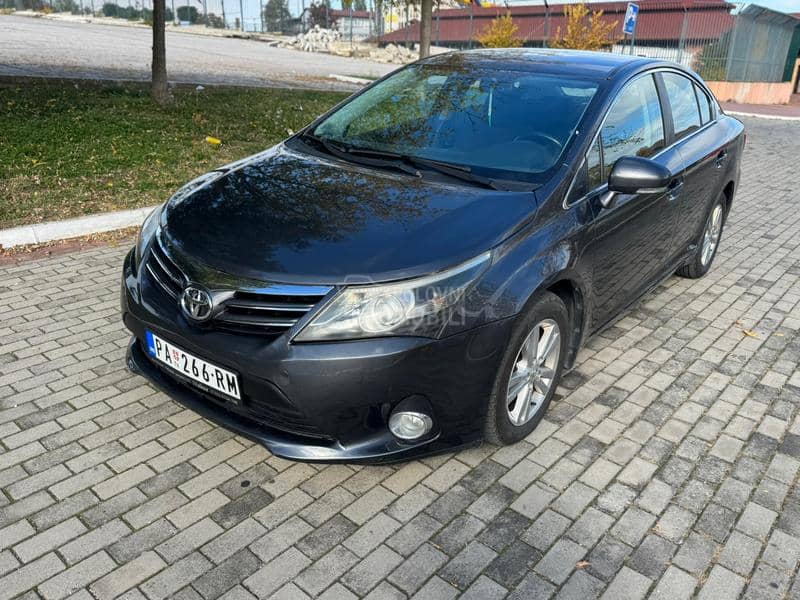 Toyota Avensis T0P ponuda