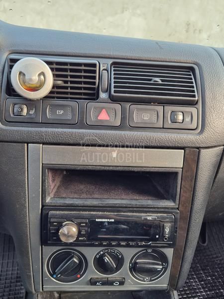 Volkswagen Golf 4 1.6 16V