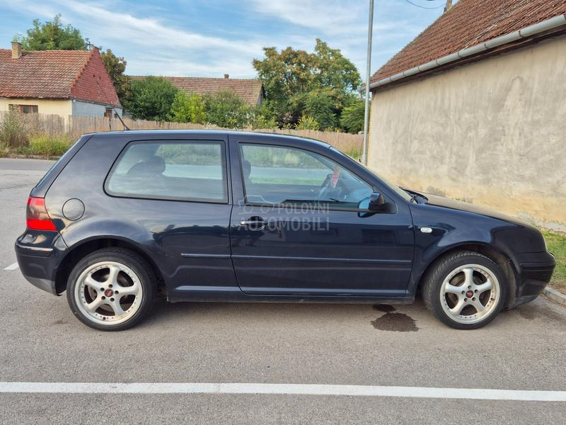 Volkswagen Golf 4 1.6 16V
