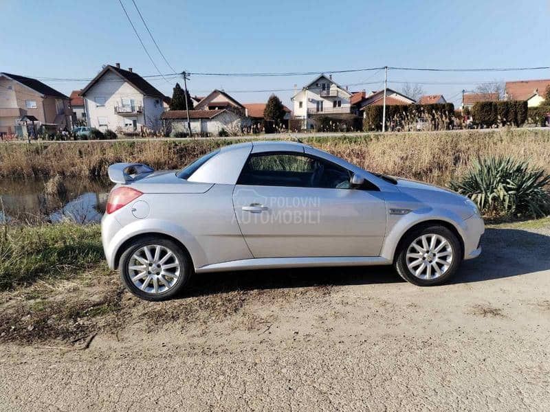 Opel Tigra 1,4