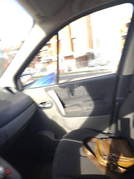 Renault Scenic 1.5 dci