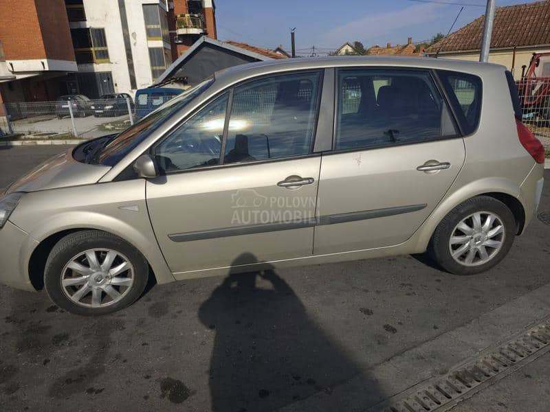 Renault Scenic 1.5 dci