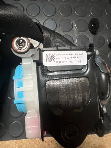 Audi Q3 -  kompletan auto u delovima