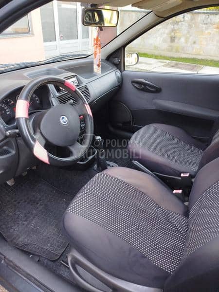 Fiat Punto 