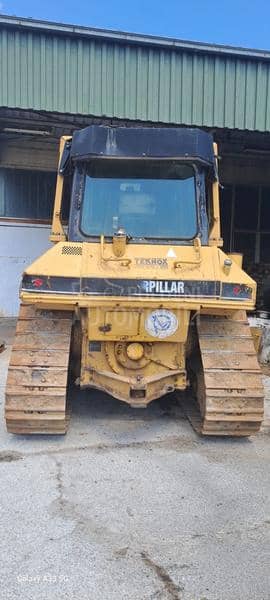 CAT D6M