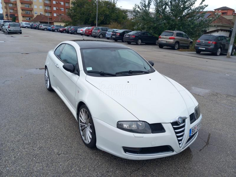 Alfa Romeo GT GT / QV / Q2 /