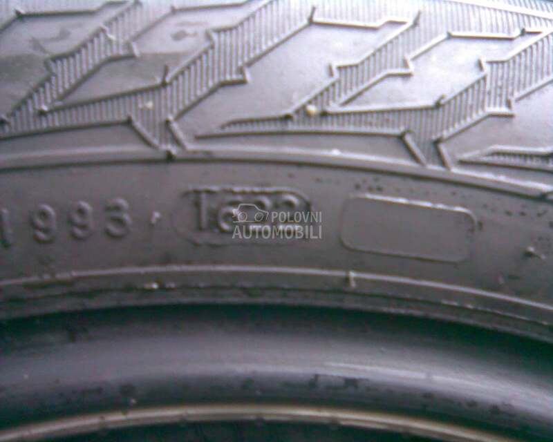 Nokian 225/55 R17 Zimska