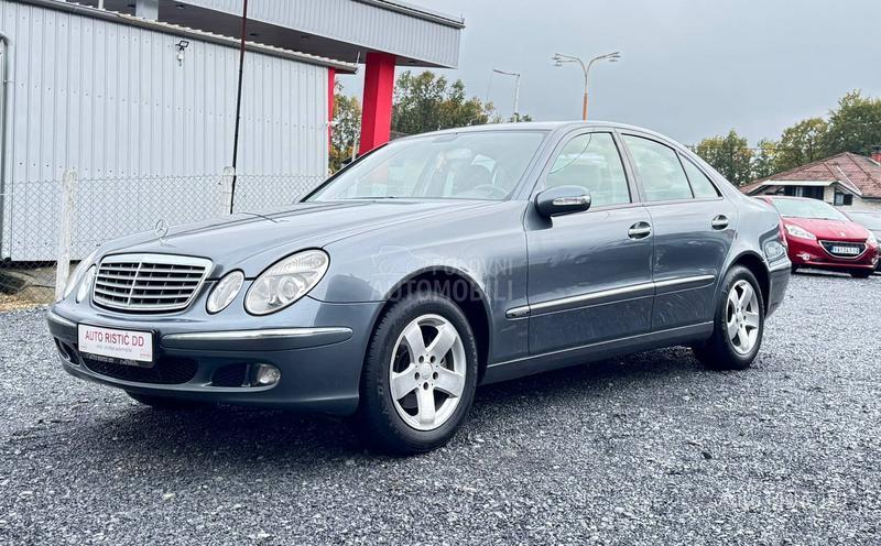 Mercedes Benz E 220 ELEGANCE  T O P