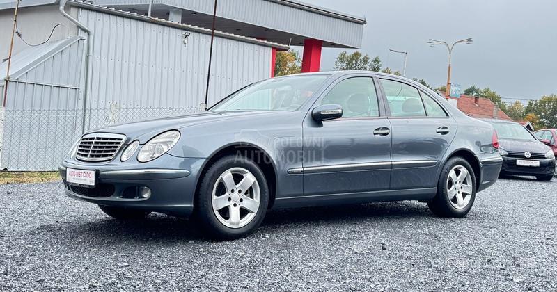 Mercedes Benz E 220 ELEGANCE  T O P