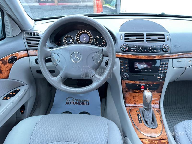 Mercedes Benz E 220 ELEGANCE  T O P