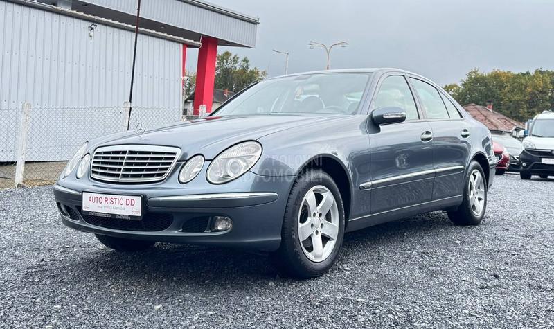 Mercedes Benz E 220 ELEGANCE  T O P