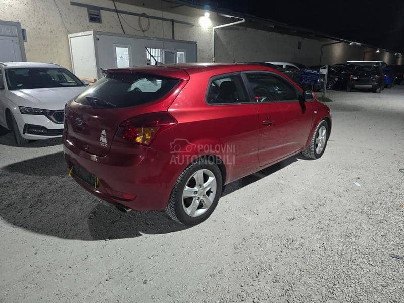 Kia pro_cee`d 1.4 vti