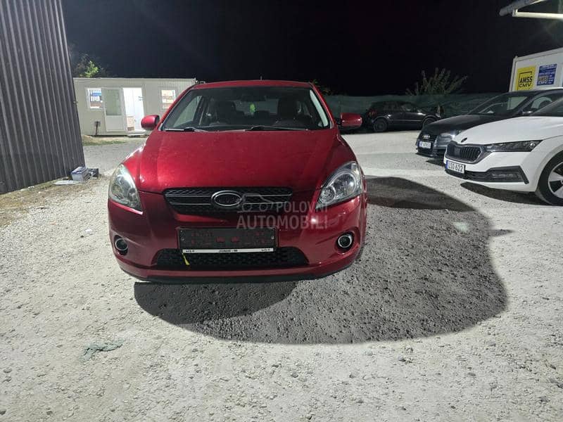 Kia pro_cee`d 1.4 vti