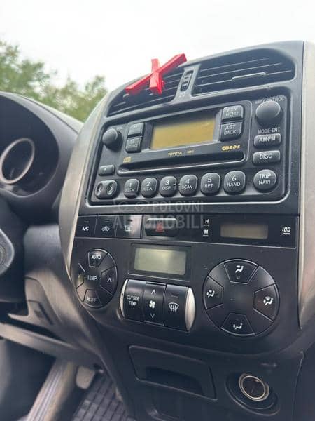 Toyota RAV 4  Toyota RAV 4