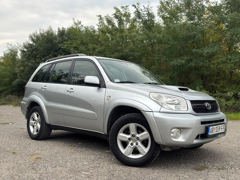 Toyota RAV 4  Toyota RAV 4