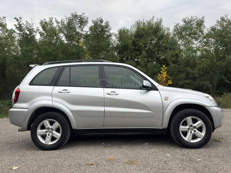 Toyota RAV 4  Toyota RAV 4